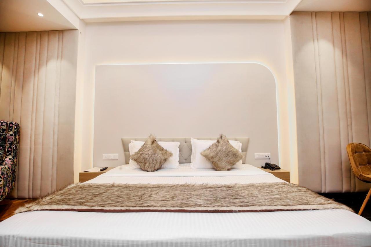 Hotel Euphoria Green Амритсар Экстерьер фото