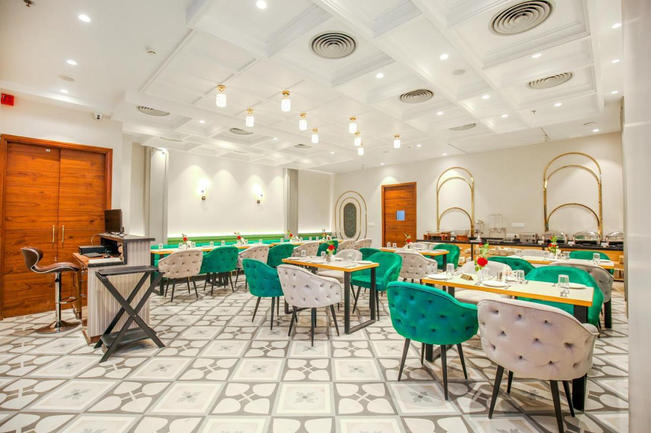 Hotel Euphoria Green Амритсар Экстерьер фото